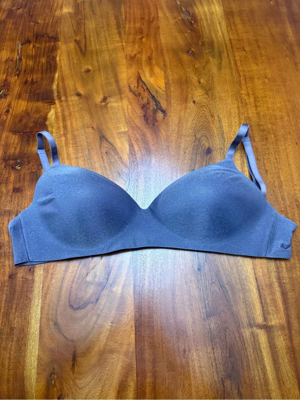 Victoria's Secret "The T-Shirt" Lightly Lined Wireless Bra